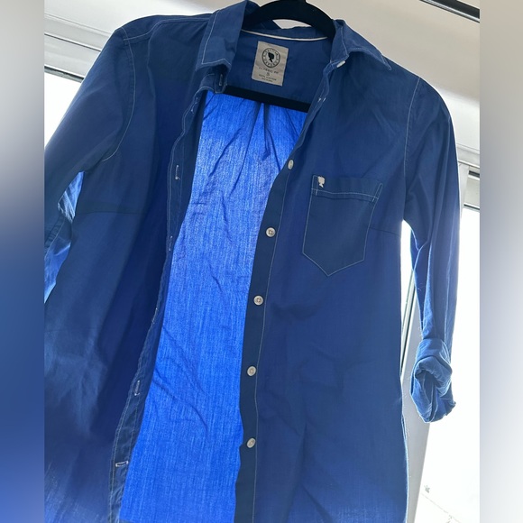 TALULA aritzia button up blouse - Picture 3 of 3